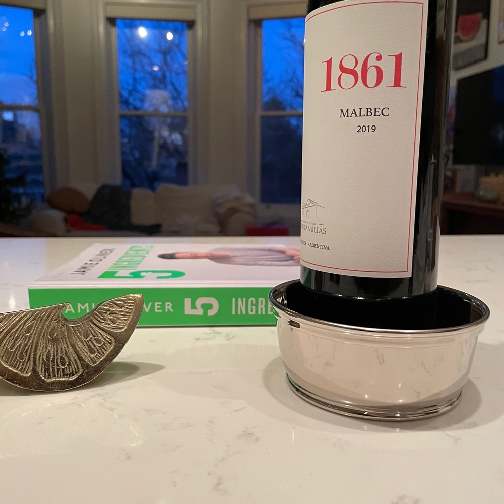 New wine coaster